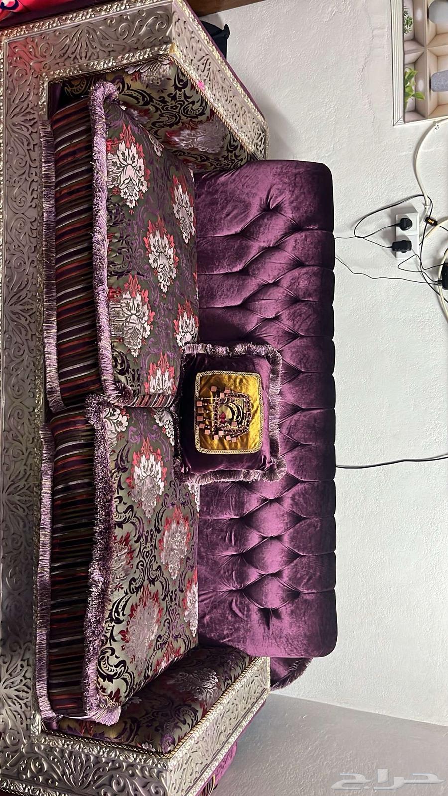 Used sofa for sale, clean and not damaged, price negotiable63678299067009112