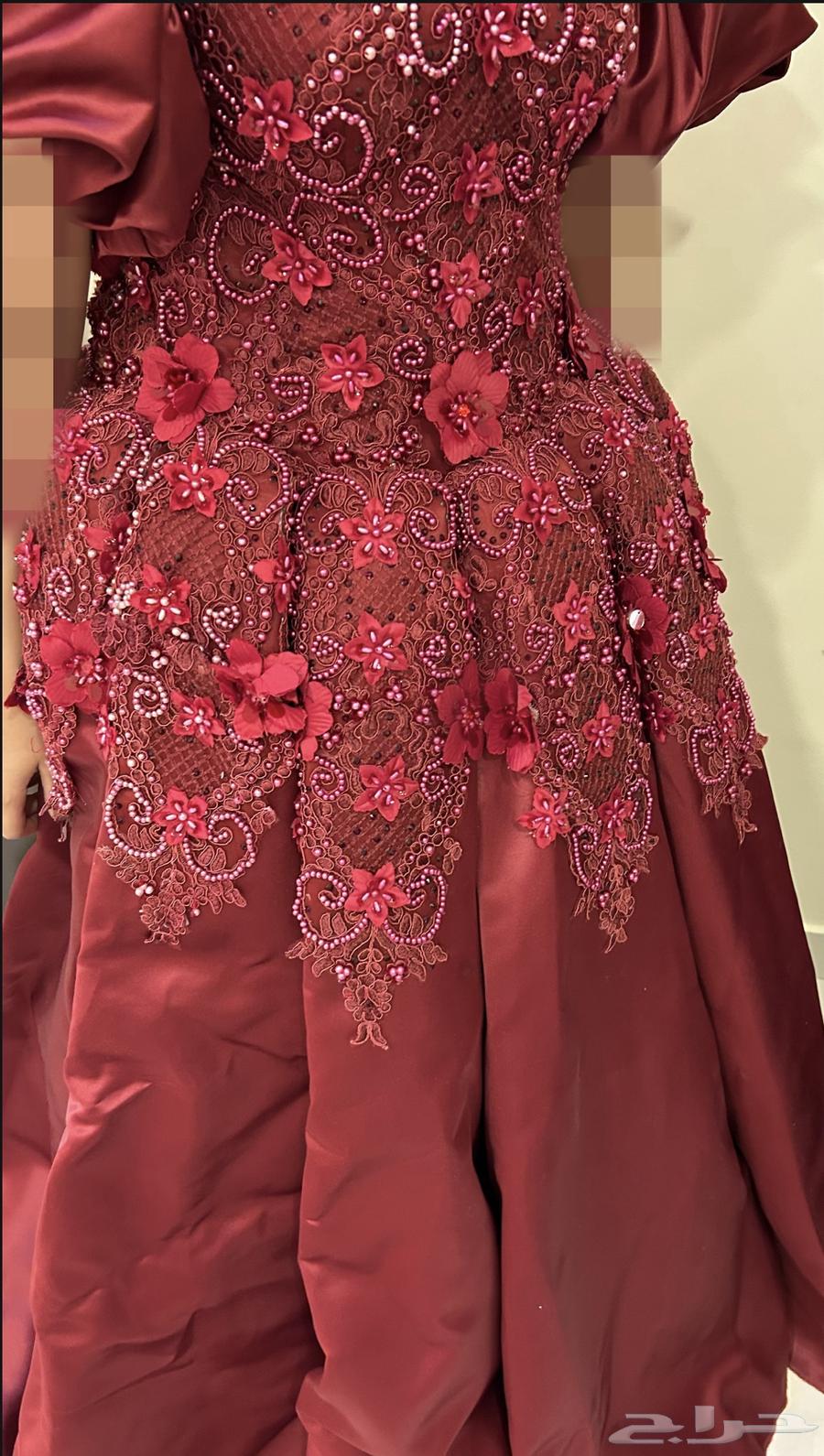 فستان احمر63676204639235111