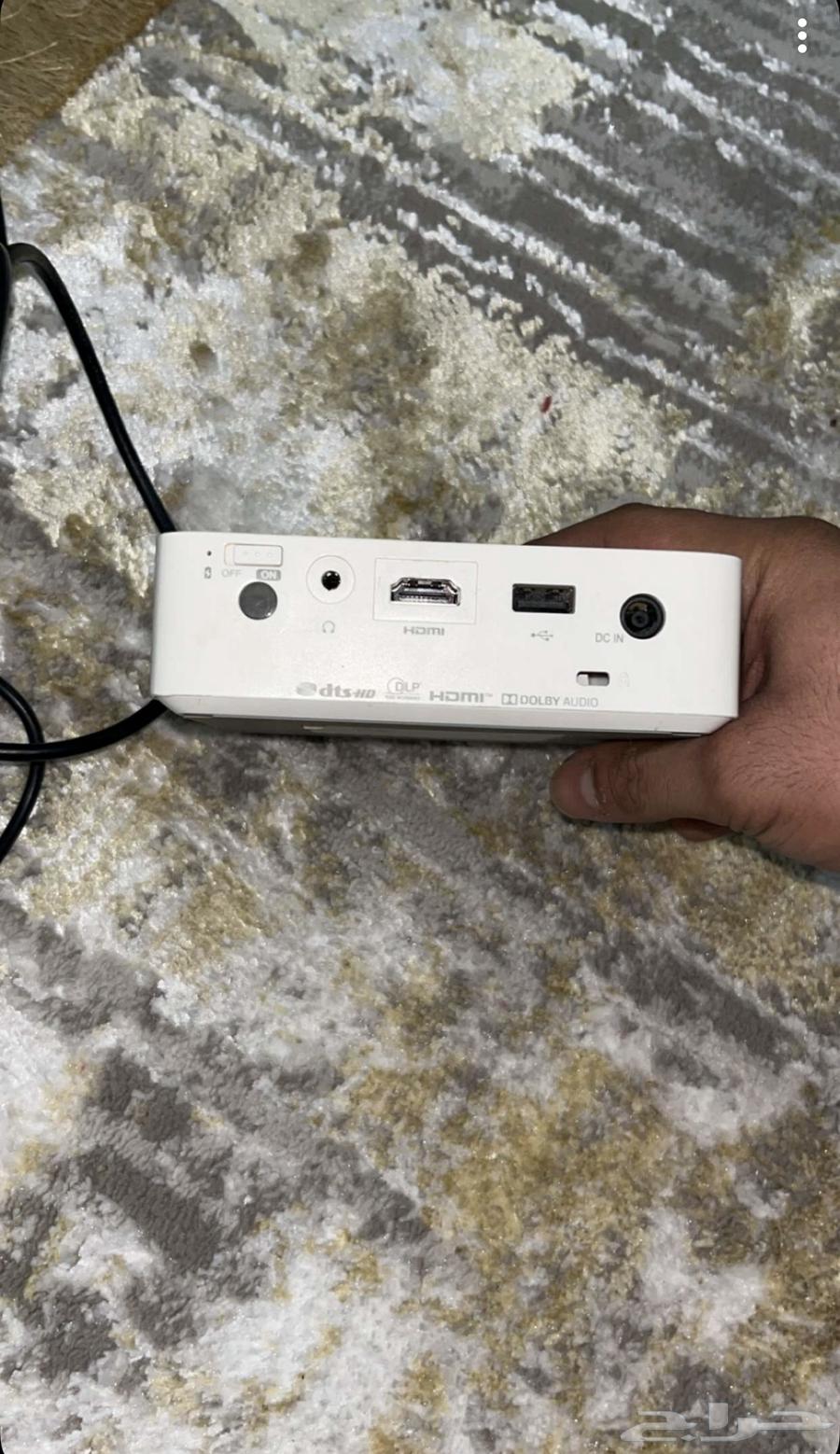 بروجكتر LG ممتاز وعلى الشرط والبيع سمح63699008746115114