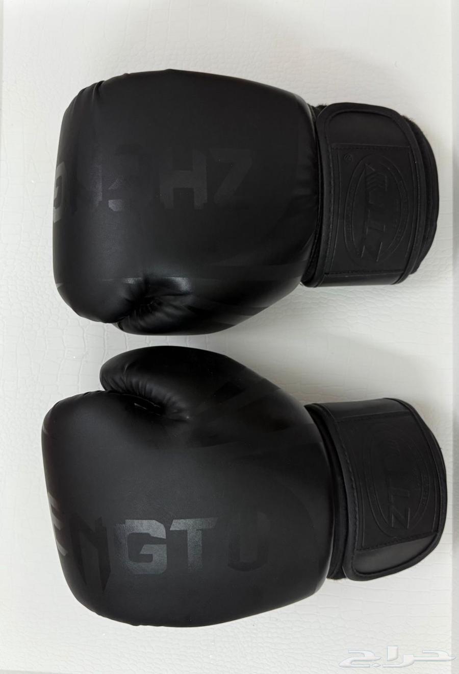 Boxing glove63679919080450111