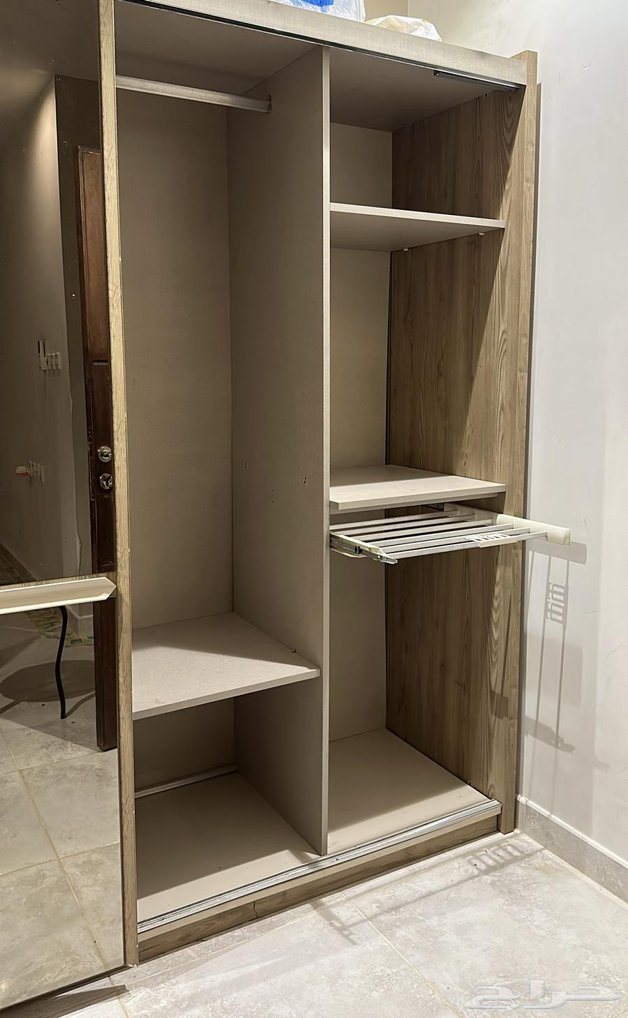 Wardrobe for sale, clean63677594961923110
