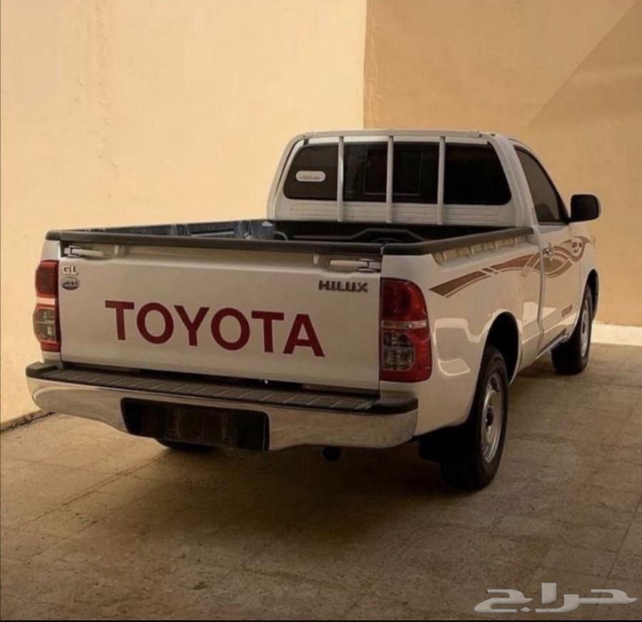 مطلوب هايلوكس 201563741107611650111