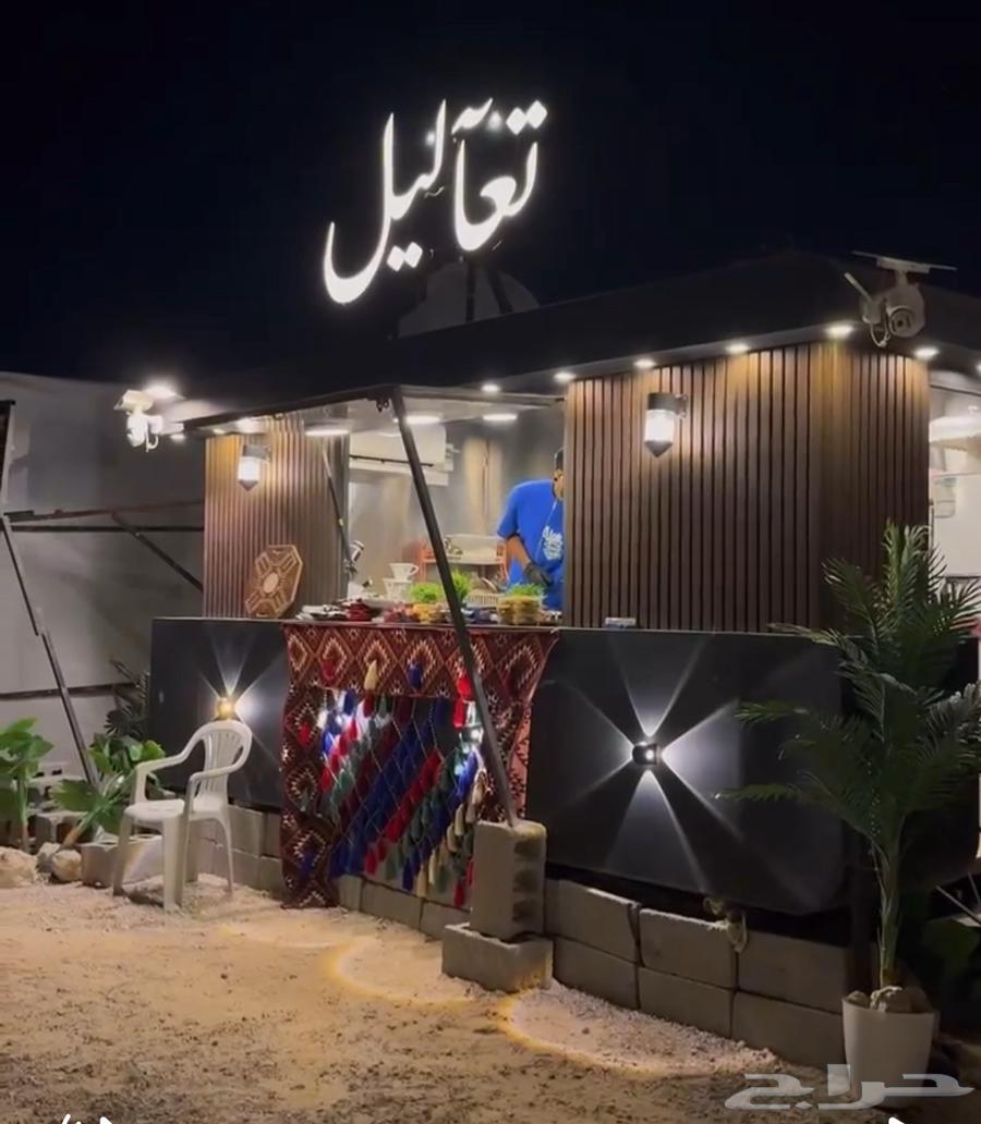 فود تراك للبيع نظيف63728590888577111