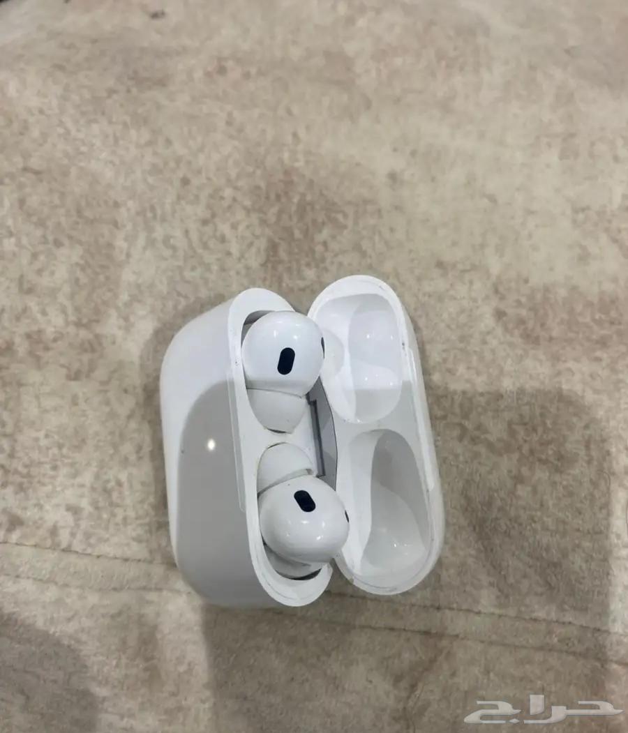 Earbuds A63675857508353110