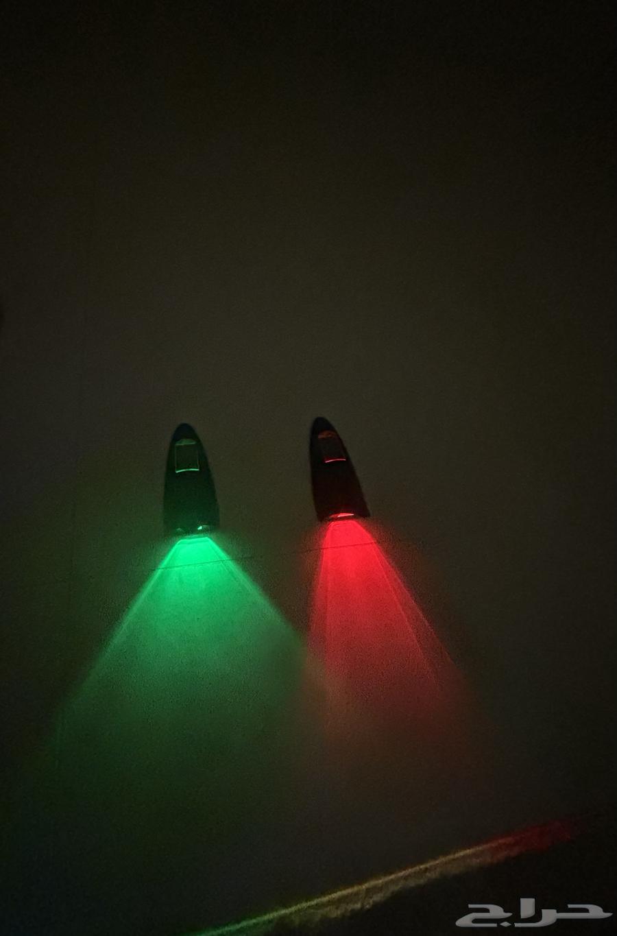 Glowing fins for solar-powered cars63676292672642113