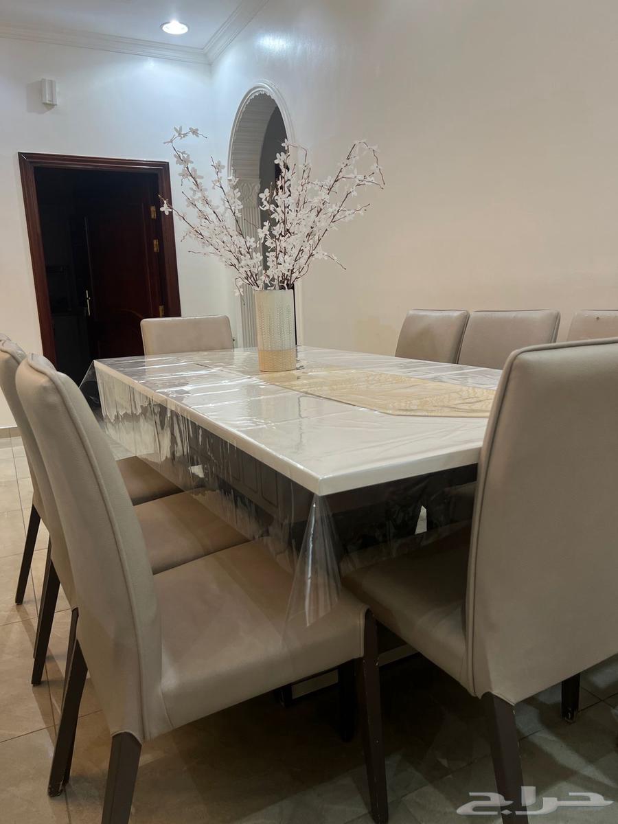 طاولة طعام63678828611073113