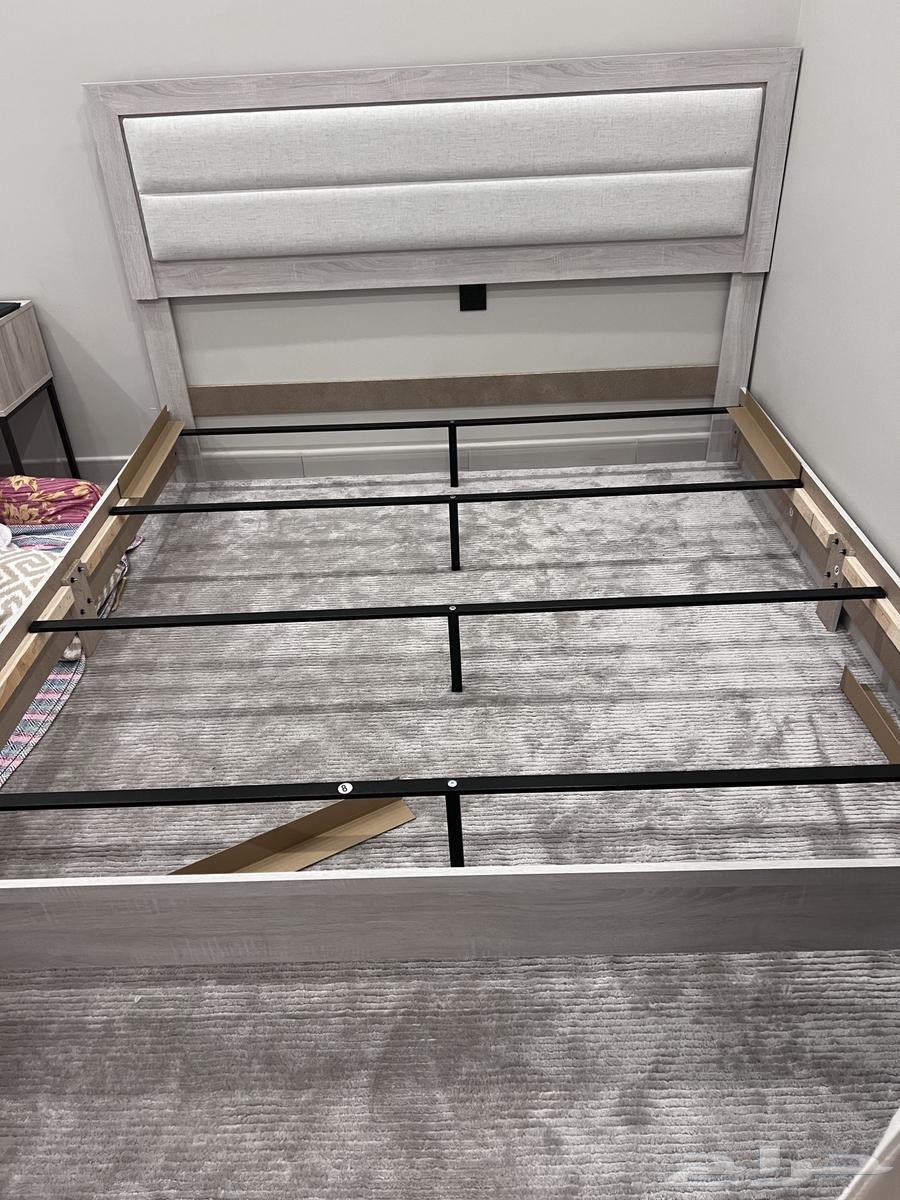 New double bed, never used, bought from Ashley, turned out too big for the room63680820289793112