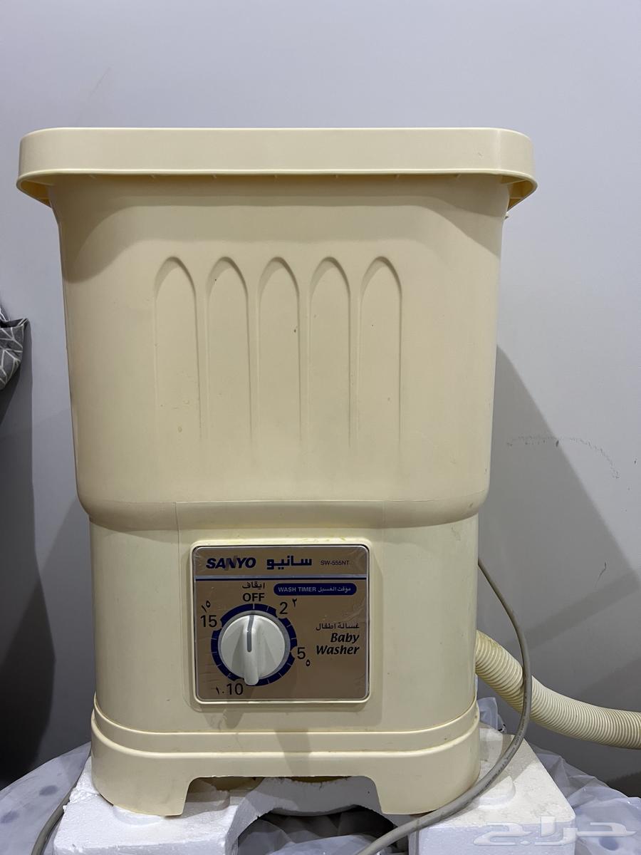 Used baby washing machine, lightly used, price (200) riyals63675775355778110