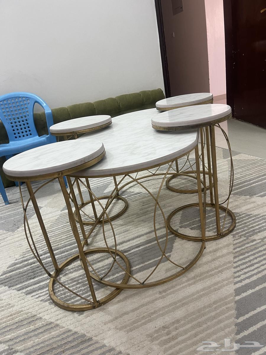 Table and washing machine63679118966402110