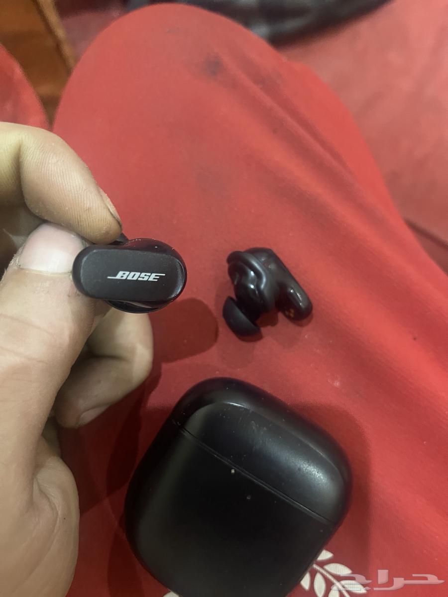 Genuine Bose headphones, lightly used with 100% battery63676207114627112