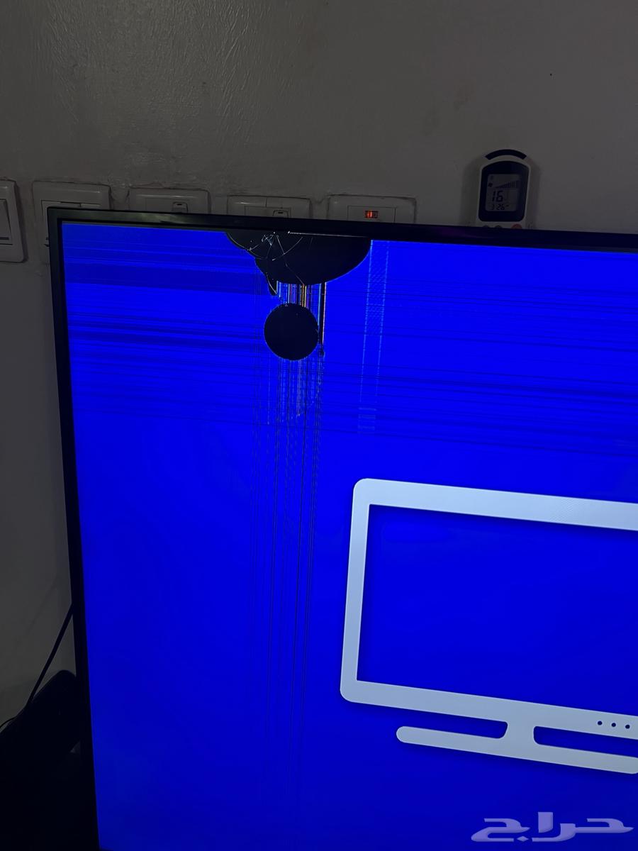 الشاشه للبيع 70 بوصه63699003822851111