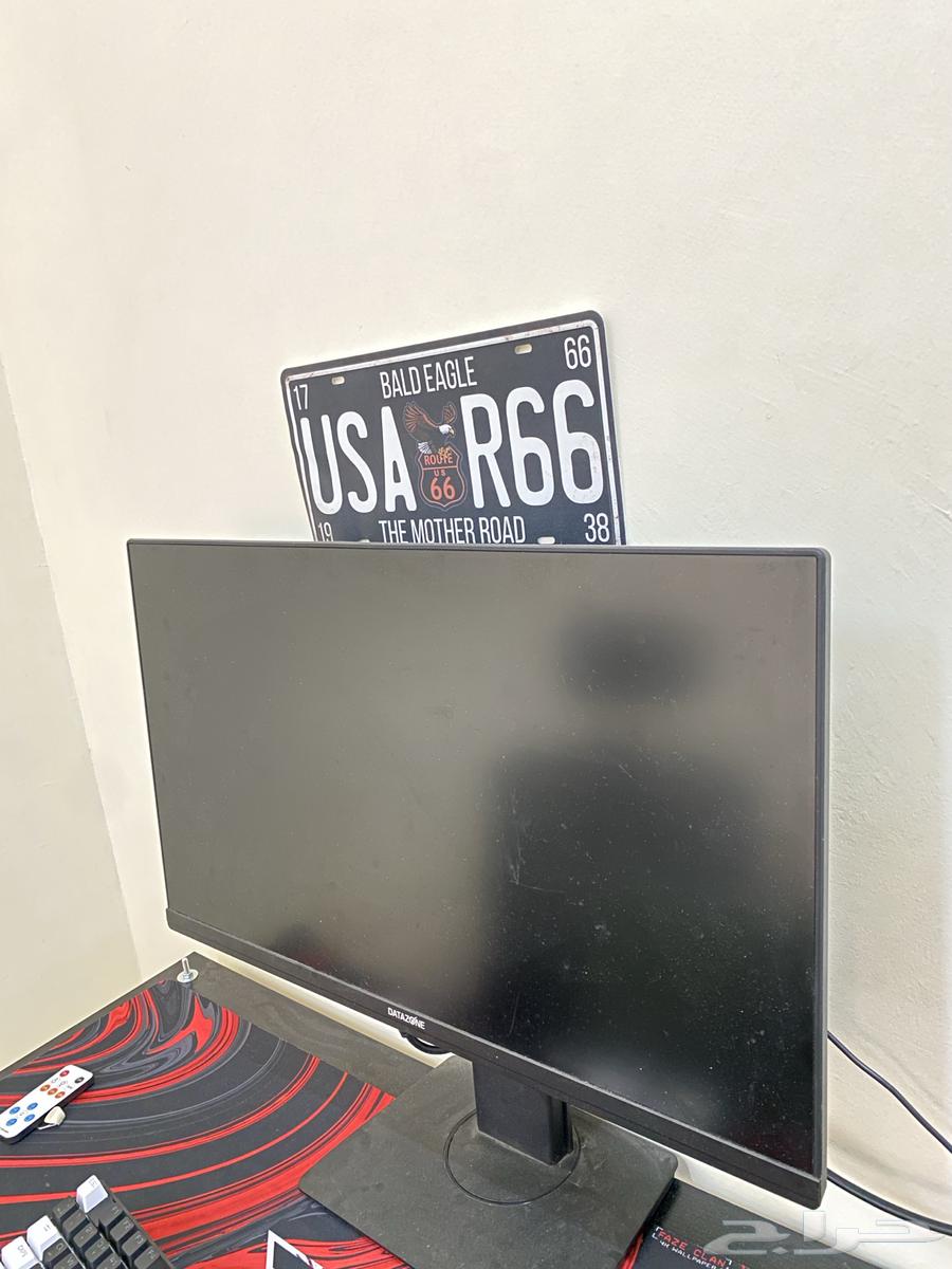 New 165Hz gaming screen with camera63678746671361110