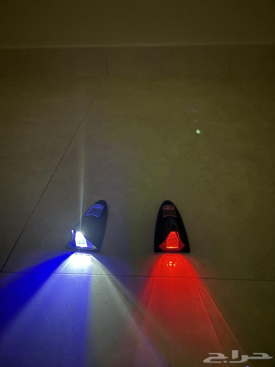 Glowing fins for solar-powered cars63676292672642112