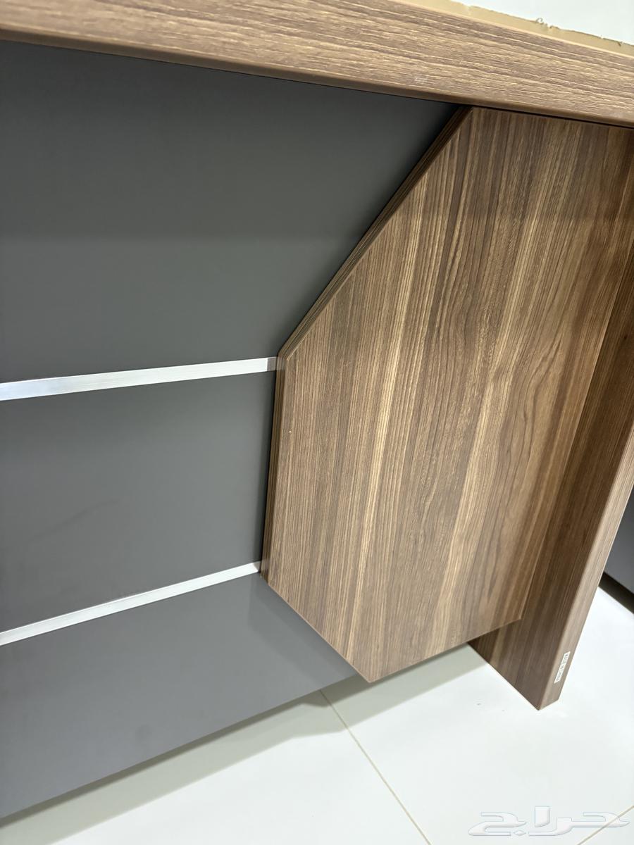 Luxurious study or work office63680284024706111