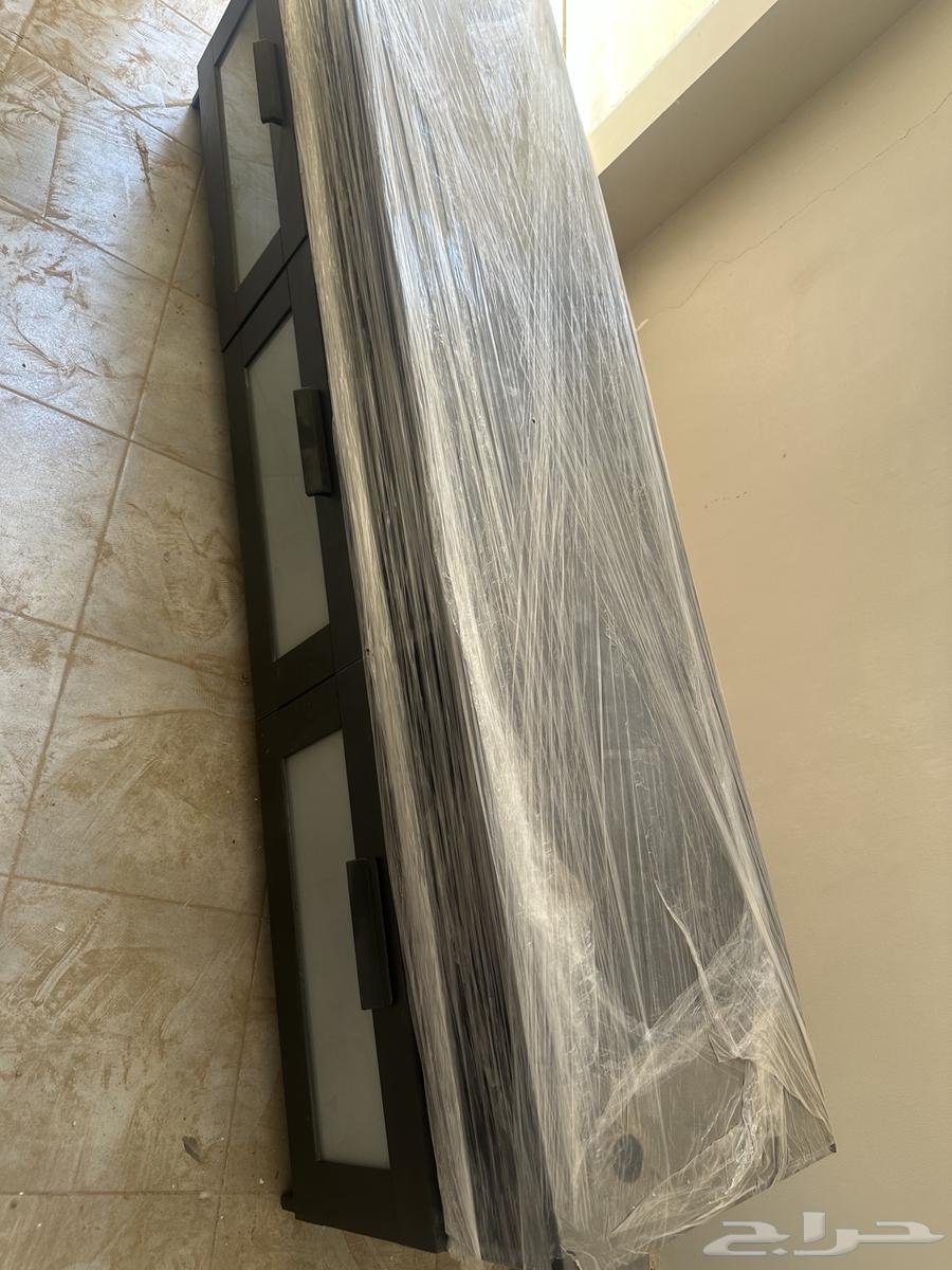 IKEA TV stand دولاب تلفزيون من ايكيا بحالة جيدة63679744147969111
