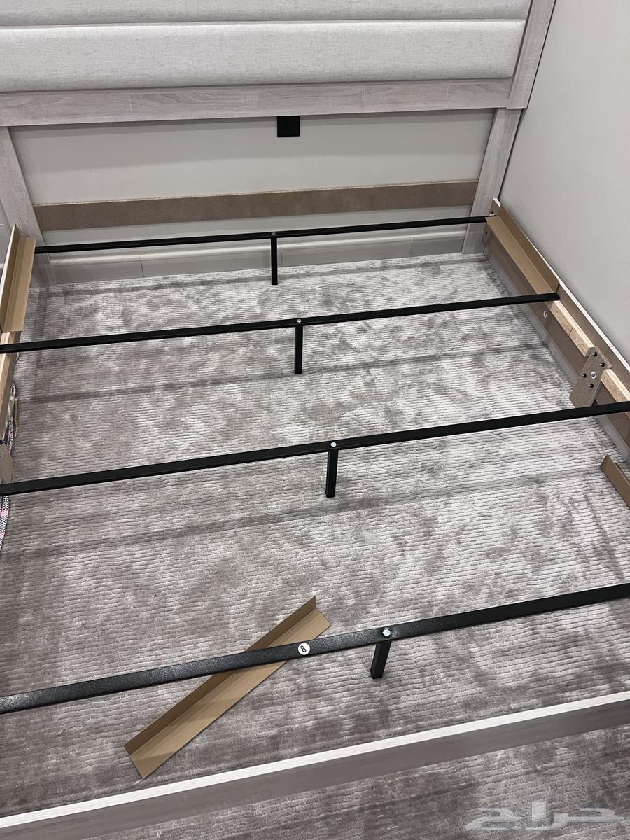 New double bed, never used, bought from Ashley, turned out too big for the room63680820289793110