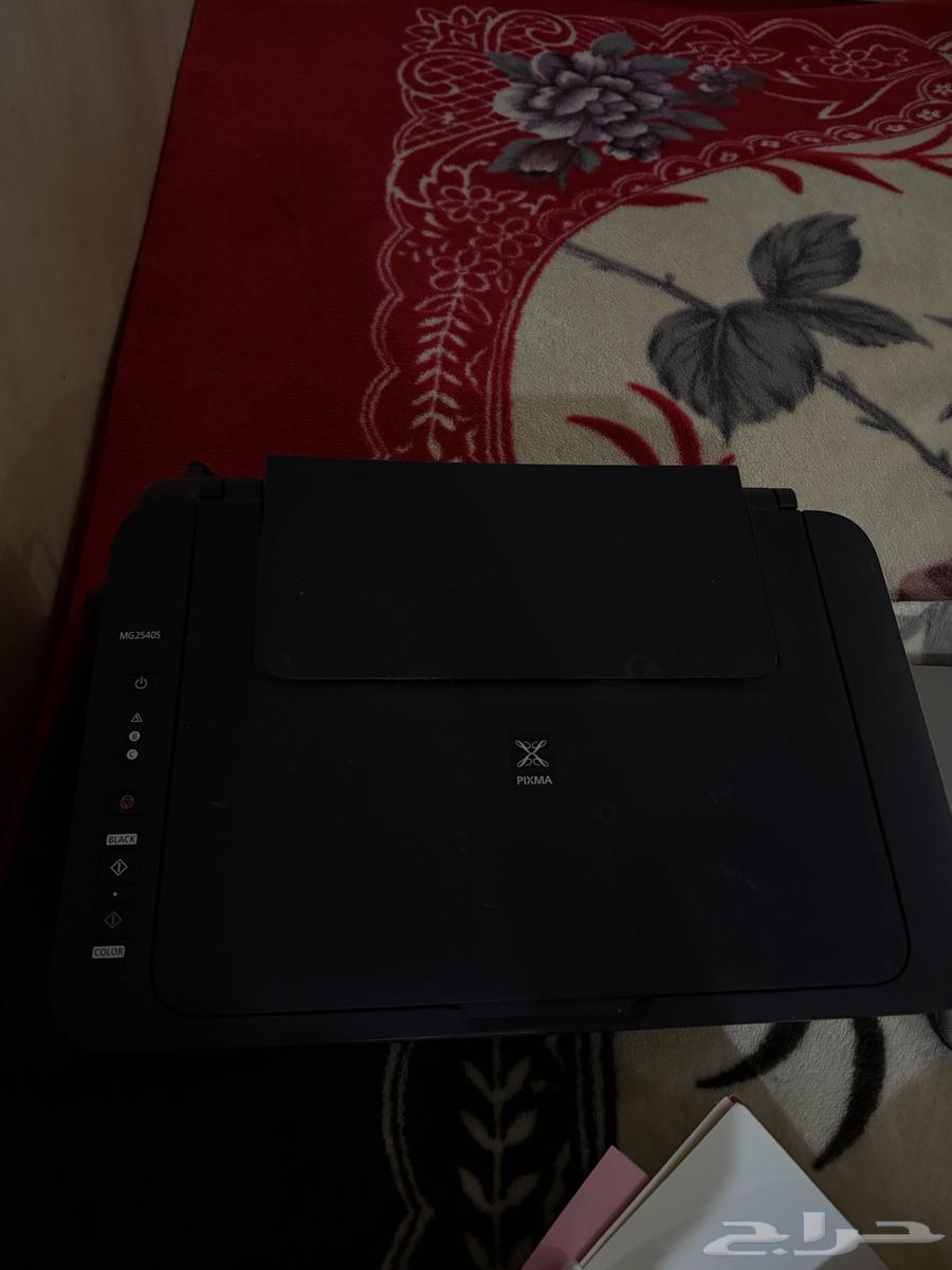 Laptop and printer63675943865601110