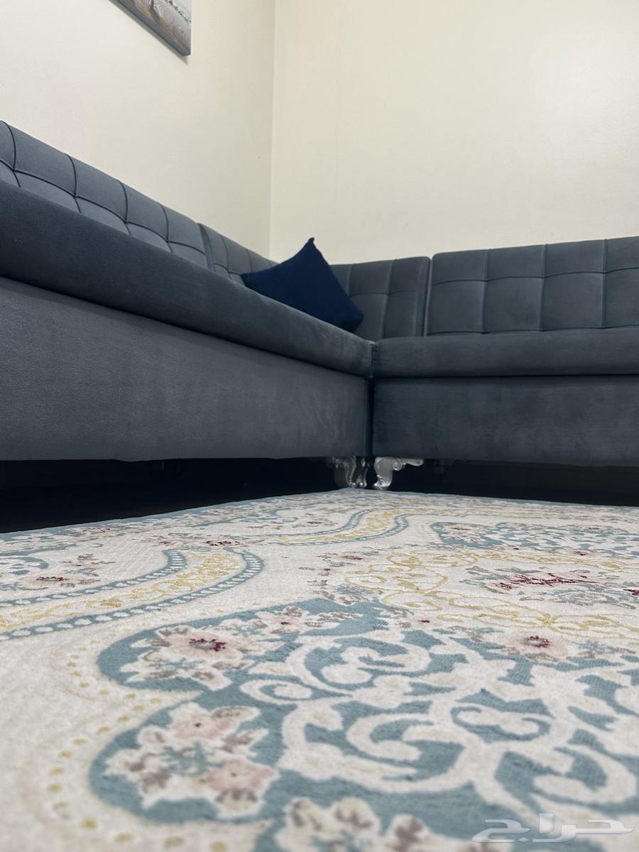 زاوية كنب نظيفه حرف L مع اربع خداديات نظيف63676112277378112