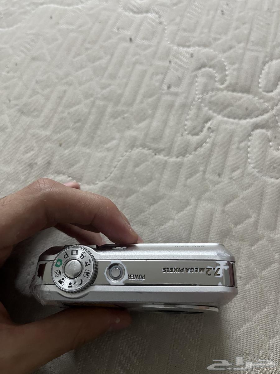 Sony Cyber-shot 2007 DSC-S700 Camera63678471477378112