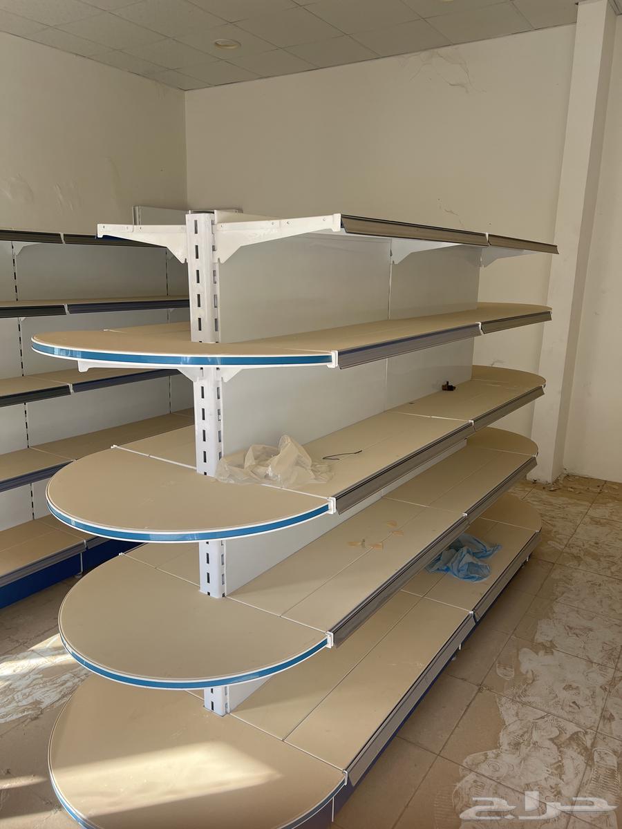 Excellent condition and high-quality storage shelves or store fixtures63678205593218111