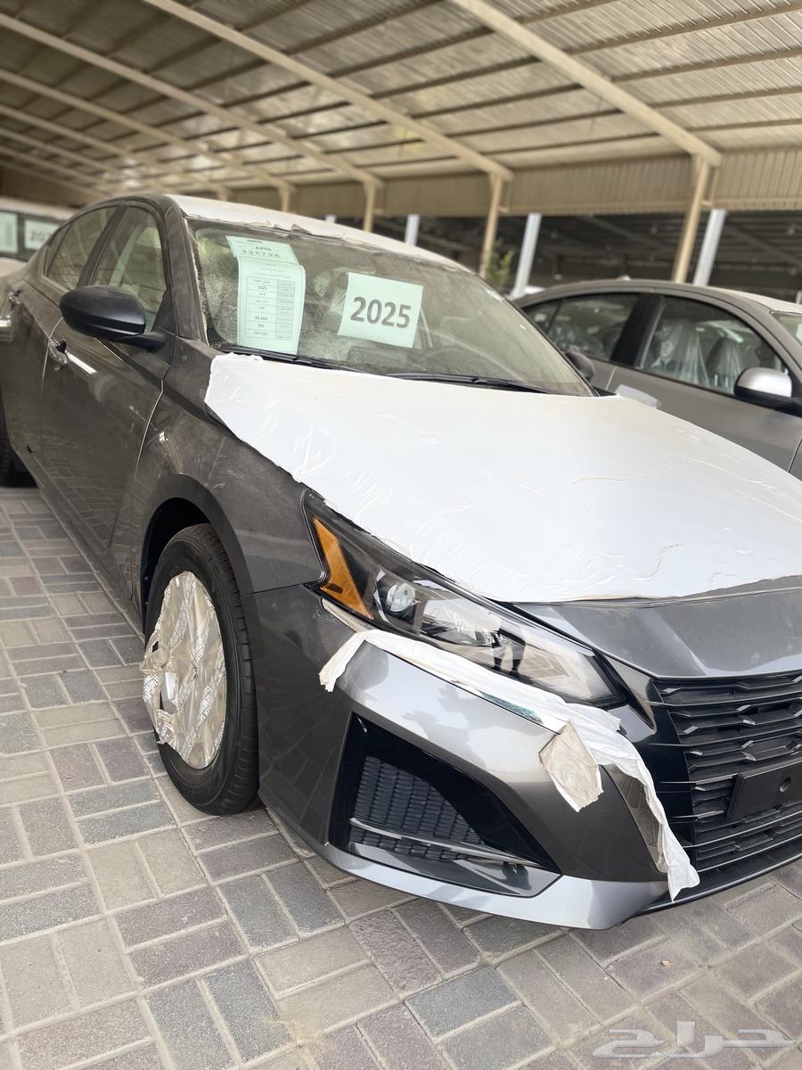 نيسان التيما موديل 2025 استاندر مطور للكاش وجميع البنوك63729826149506112