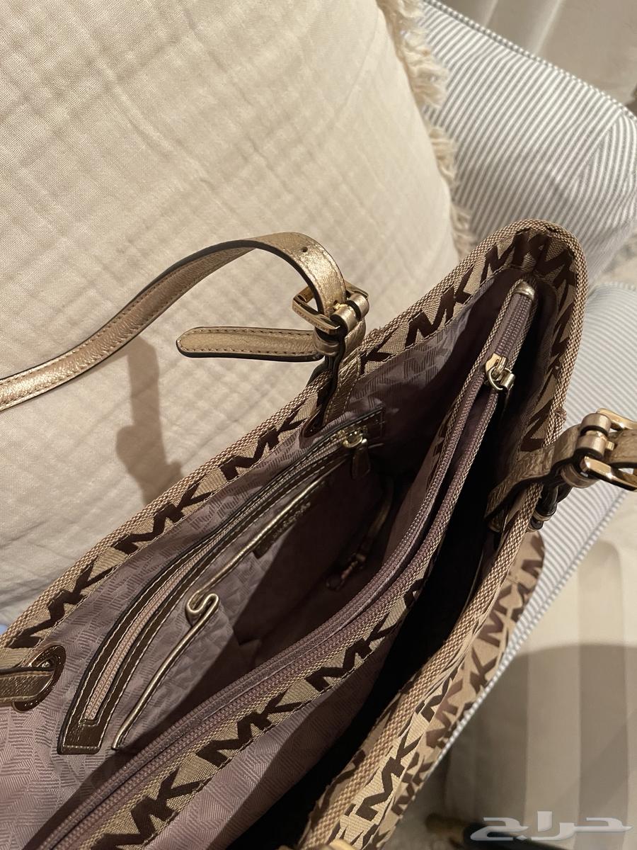 شنطة مايكل كورس أصلية63677078292993113