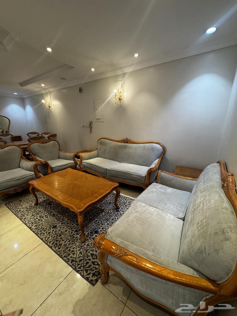 اثاث   من المطلق سعر الشراء 40 الف البيع13 الاف63680906599427111