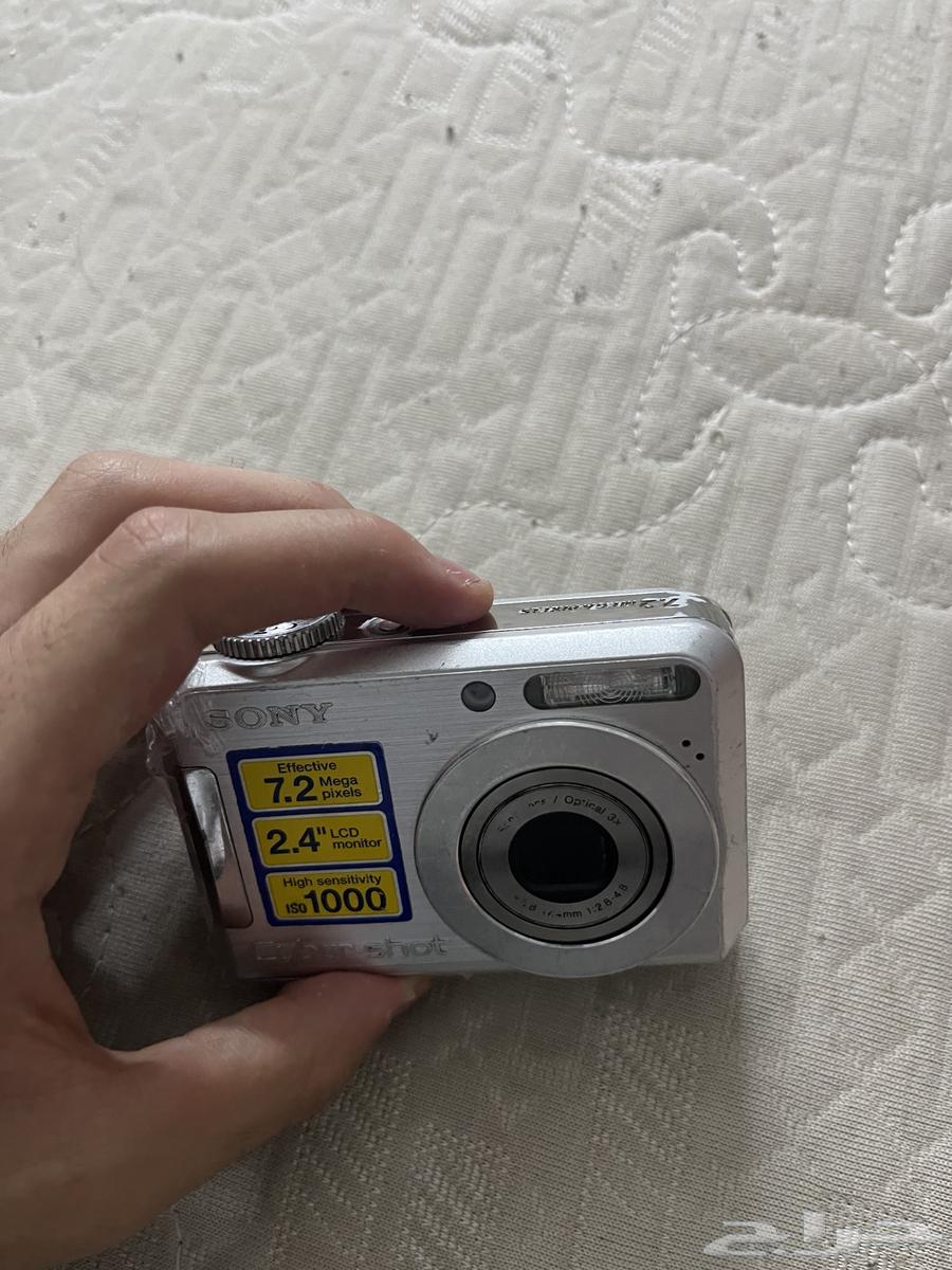 Sony Cyber-shot 2007 DSC-S700 Camera63678471477378111