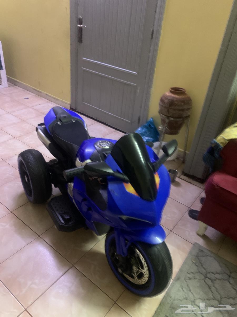 Hello, we present to you a brand new buggy, less than a month old of course, no complaints63726161114113111