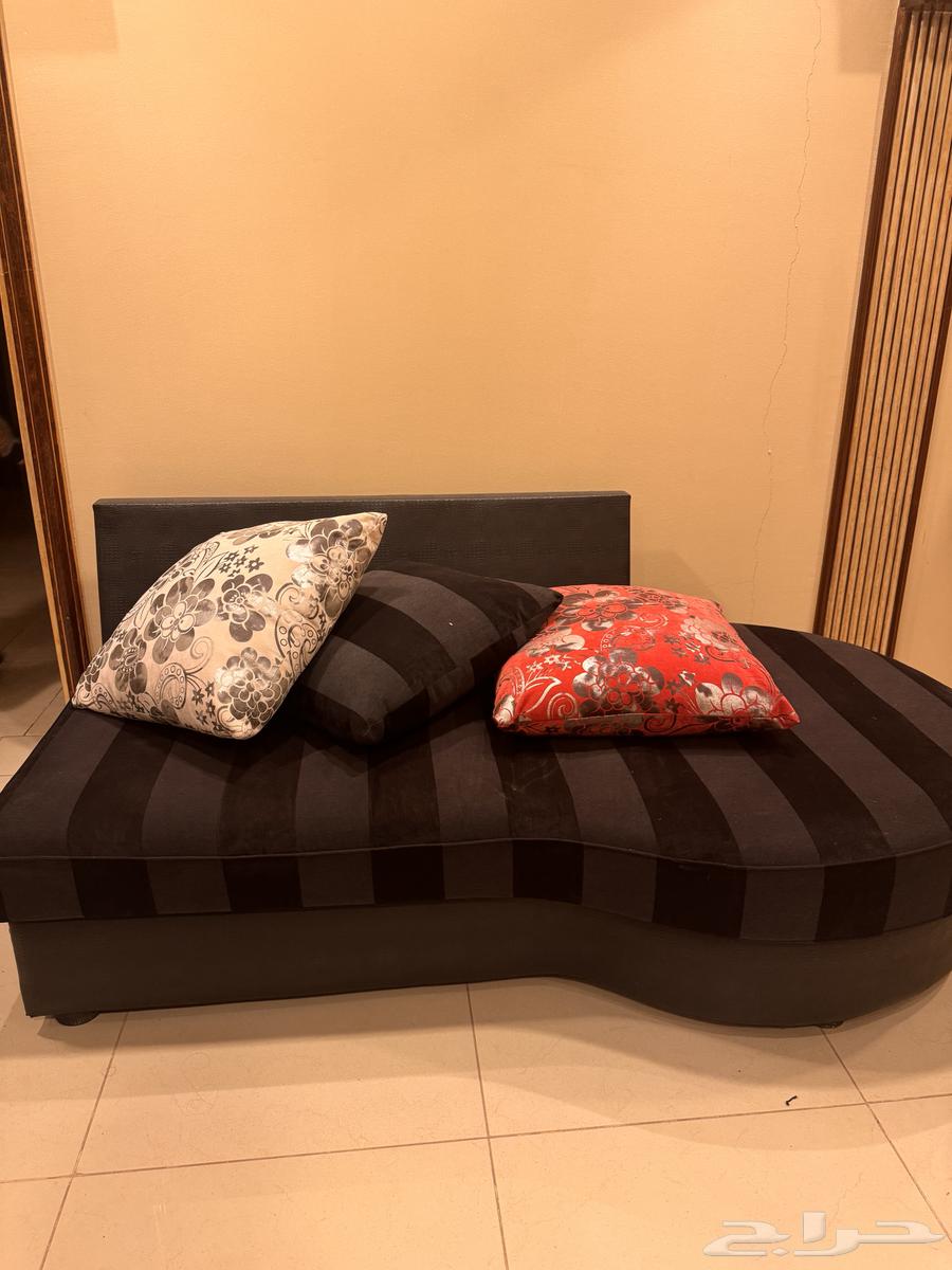 كنب اسود اربع قطع مع خدادياته قابل للتنجيد63676820494593110