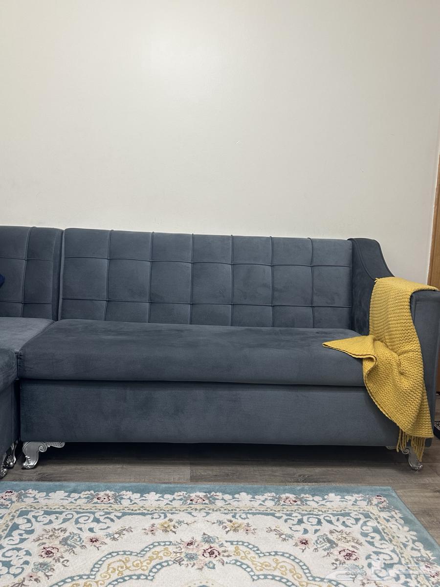 زاوية كنب نظيفه حرف L مع اربع خداديات نظيف63676112277378111