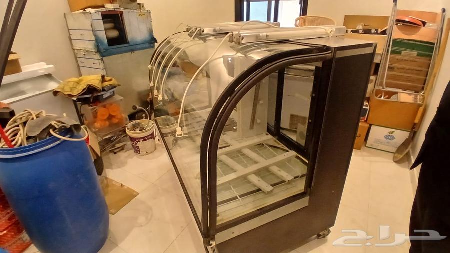 Refrigerated display case for sale63680010219907112