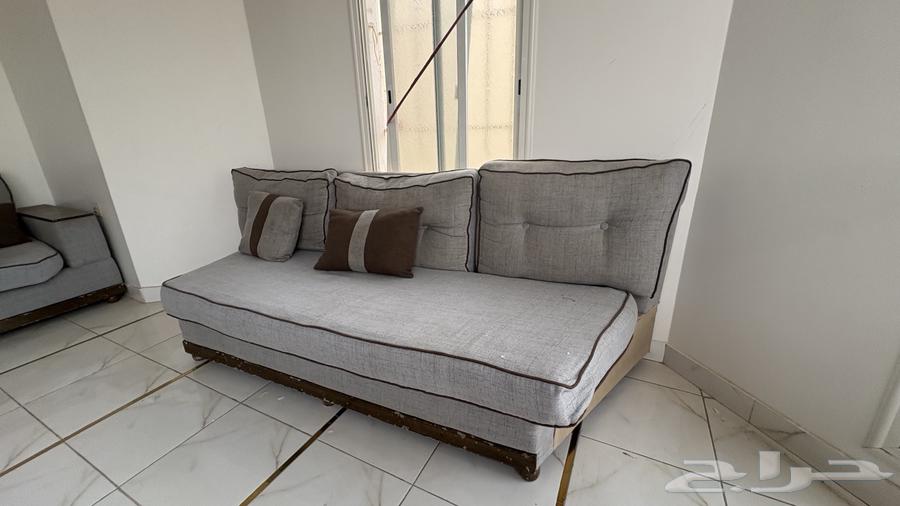 Used hexagonal sofa63677856481922111