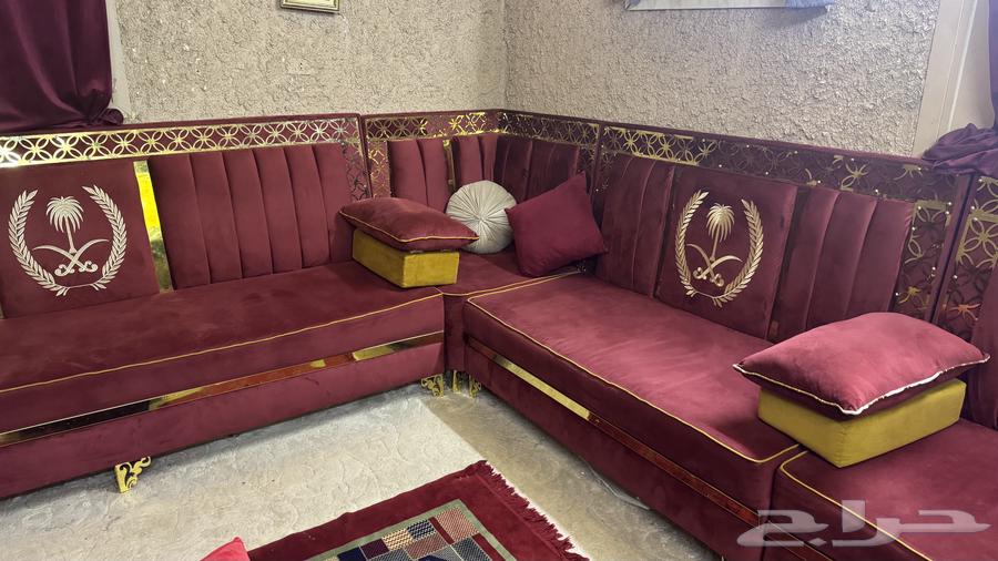 كنبات 5 قطع نظيفه للبيع63677513013506111