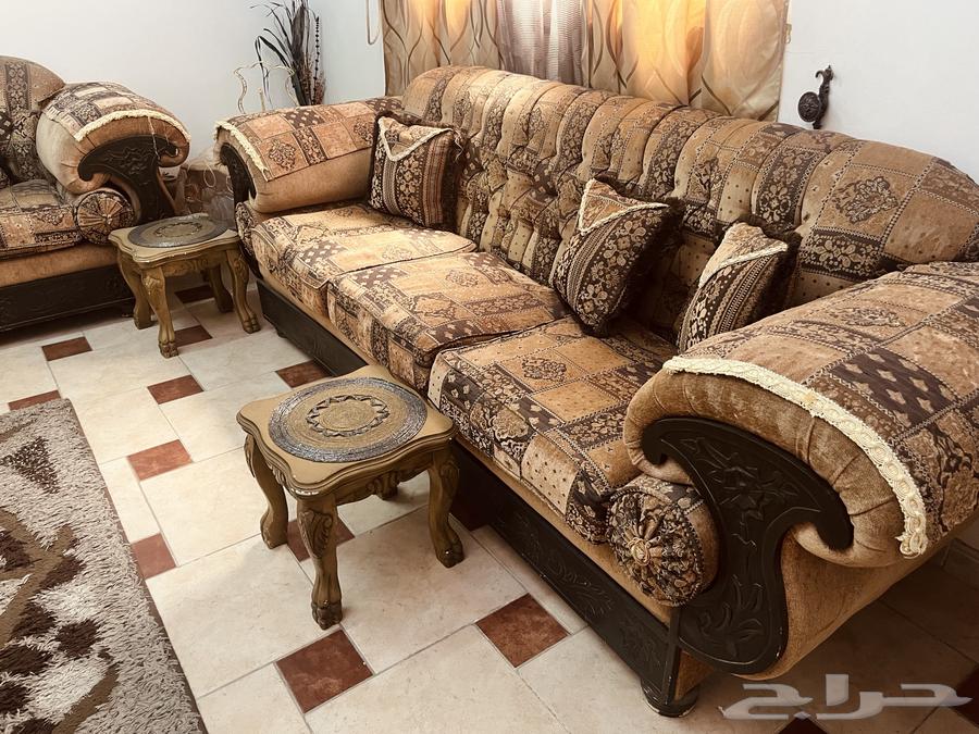 Used sofa in excellent condition63676115180161111