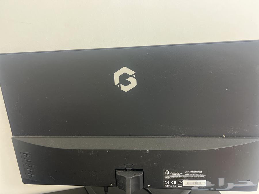 Newly Used Screen and Accessories Set63679337337857110