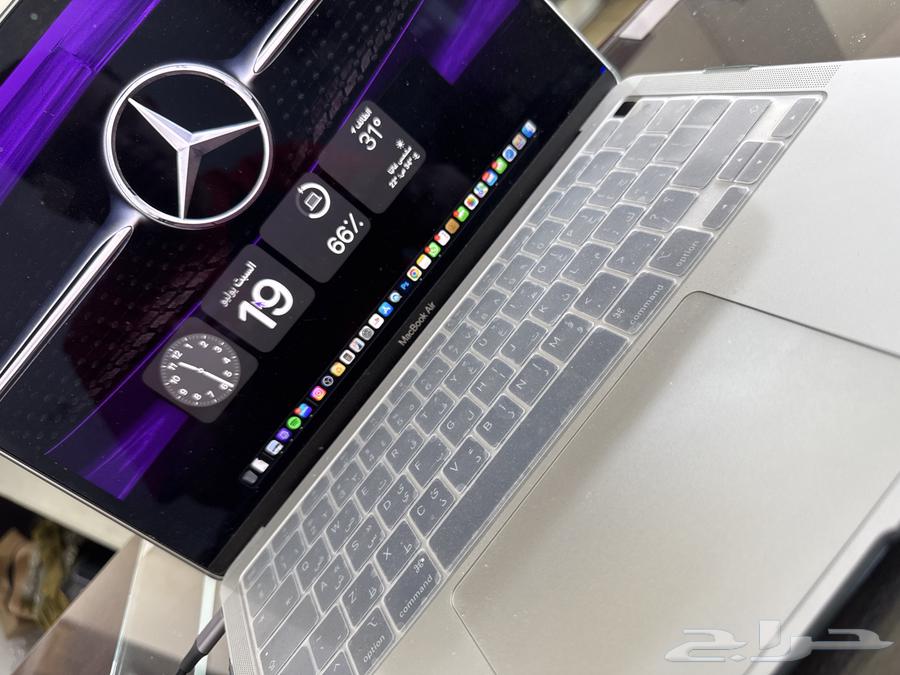 تم البيع MacBook Air m163676563436034114
