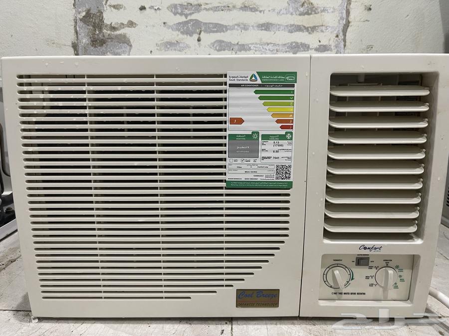Used energy-saving window air conditioners63678744259458114