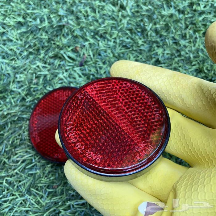 Available quantity of red reflectors (original)63733936072195110