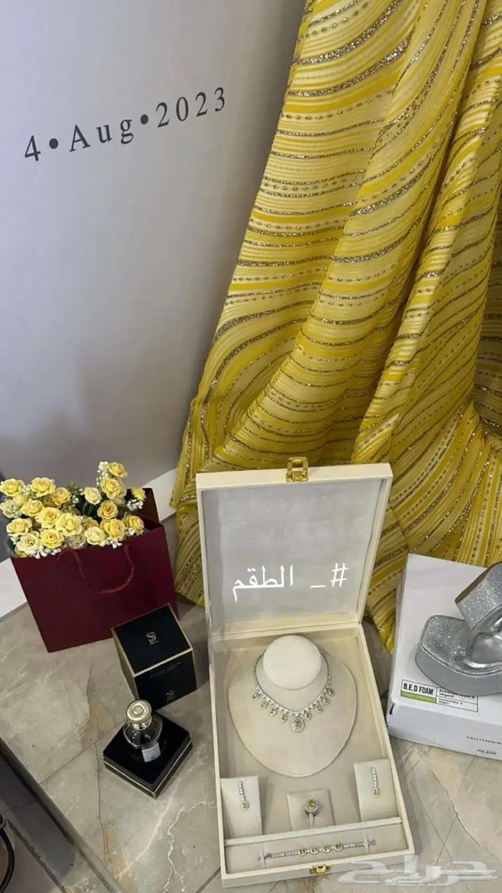 فستان للبيع63677512969601112