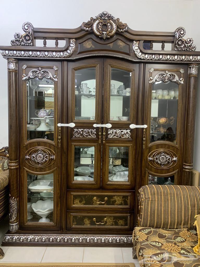Sofa set with dining table for sale for 1800, negotiable63680189551489110