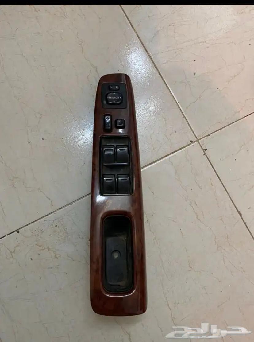 مطلوب أزرار تحكم باب كامري 2003 لون خشبي63738435336195110