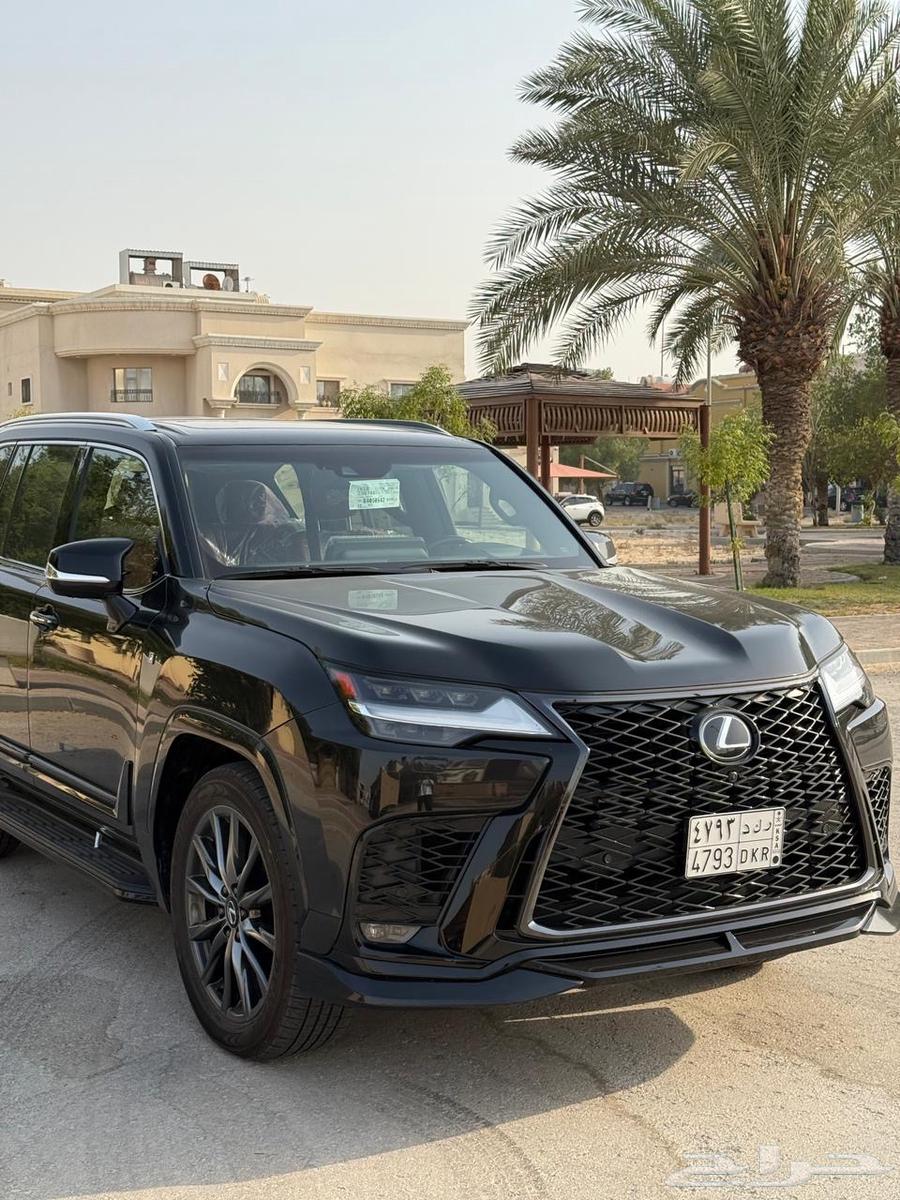 LX600 Fsport 2024 سعودي أسود مالك أول63731135154819112