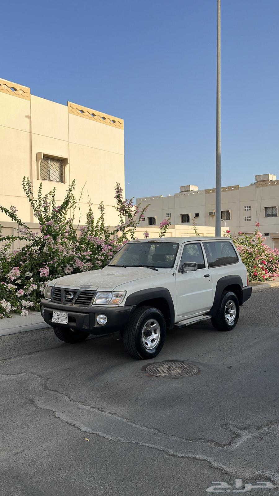 جيب باترول الموديل 2002 الممشى 500 الف وكسور مسيوم 25 الف63759318946563113