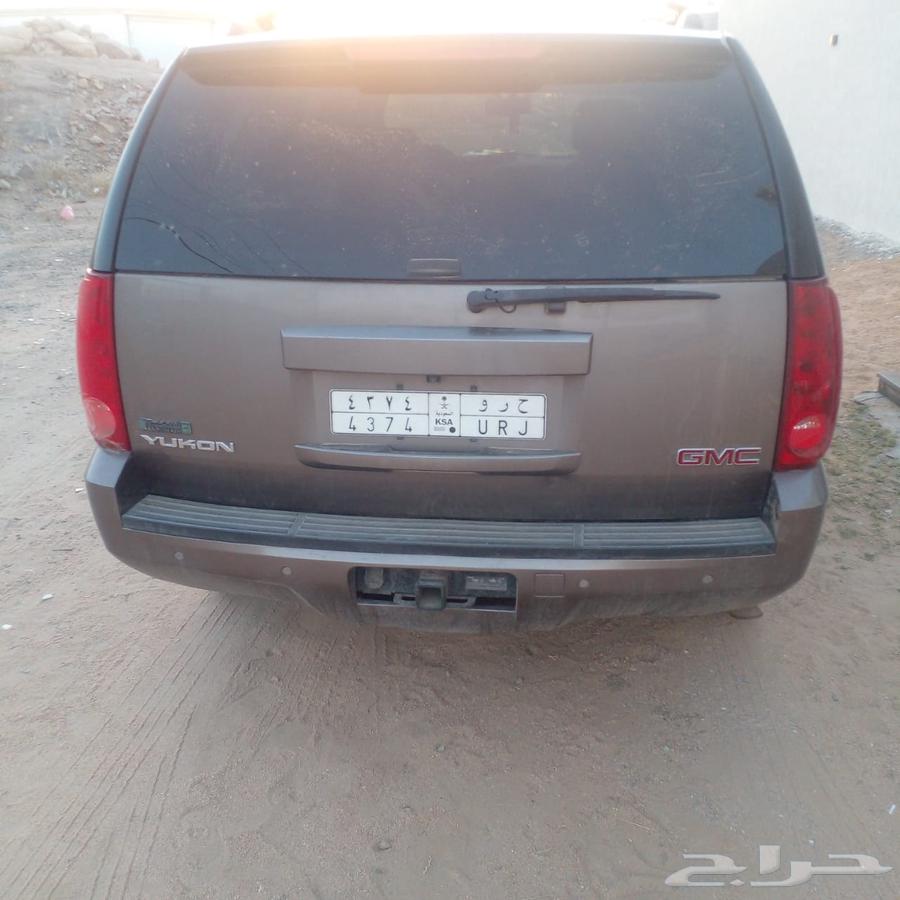 جمس يوكن 2014 ممشى الموتر 300 الف البودي فيه باب السواق فقط63745611259395111