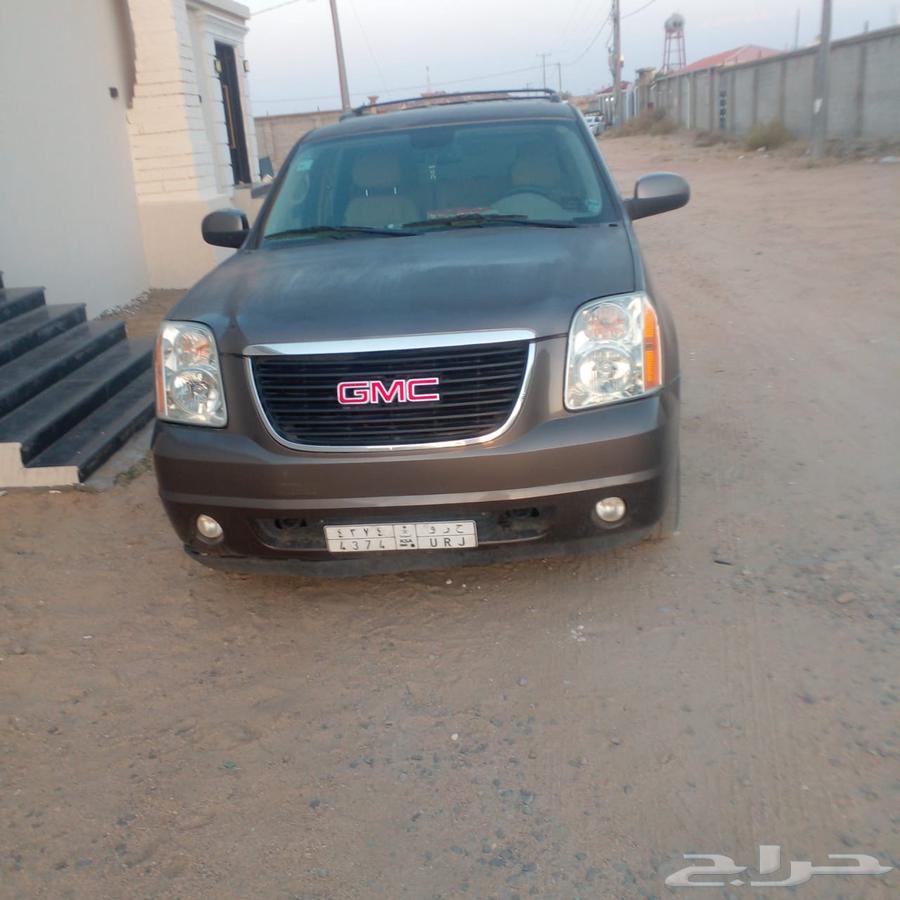 جمس يوكن 2014 ممشى الموتر 300 الف البودي فيه باب السواق فقط63745611259395110
