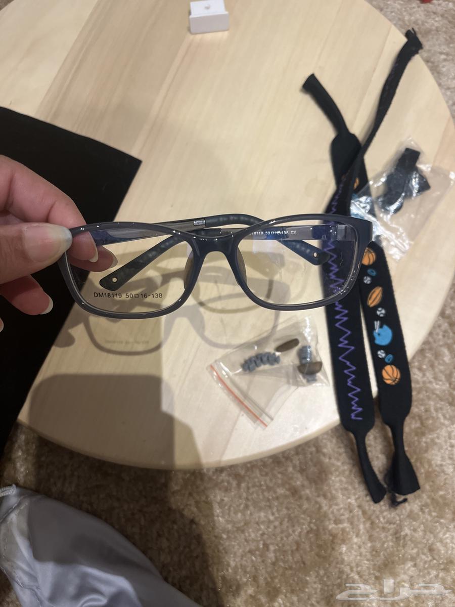 Children's eyeglass frame with accessories63699526733314110