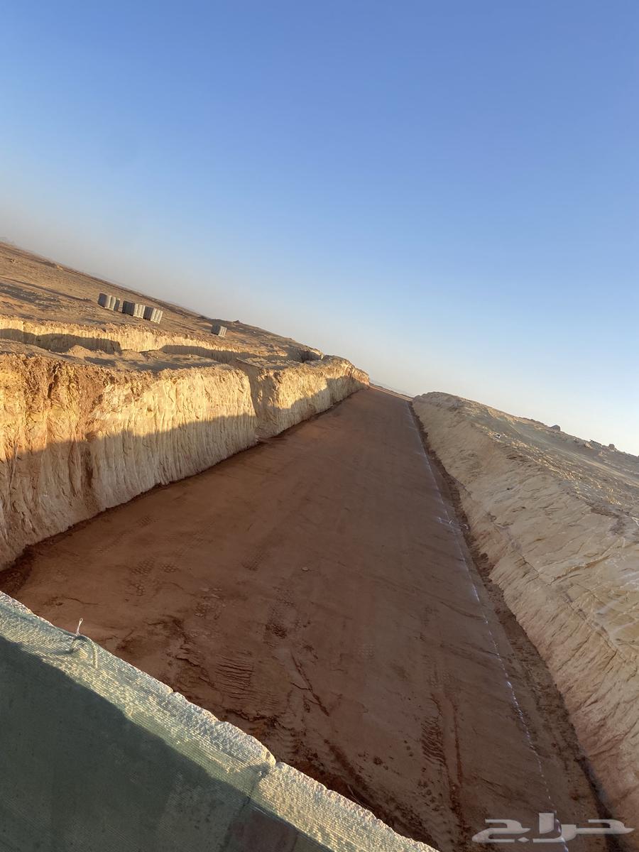 حفار بوكلين للايجار هدم وحفر الاراضي بجده63744484124545112