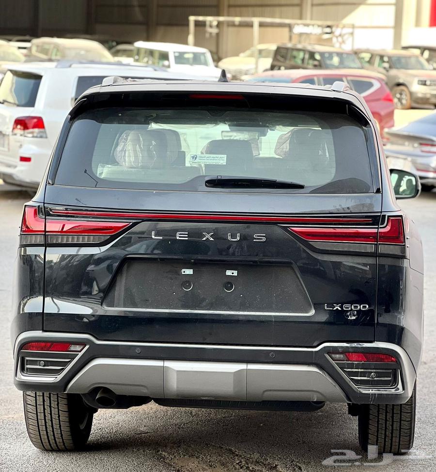 لكزس 600 LX فل كامل 2025 بي بي داخل اوف وايت63755370270979111