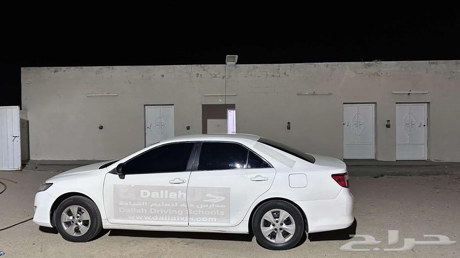 Camry with 30,000 km, real mileage, sum 40, and far from me, I need an agency63759413188354112